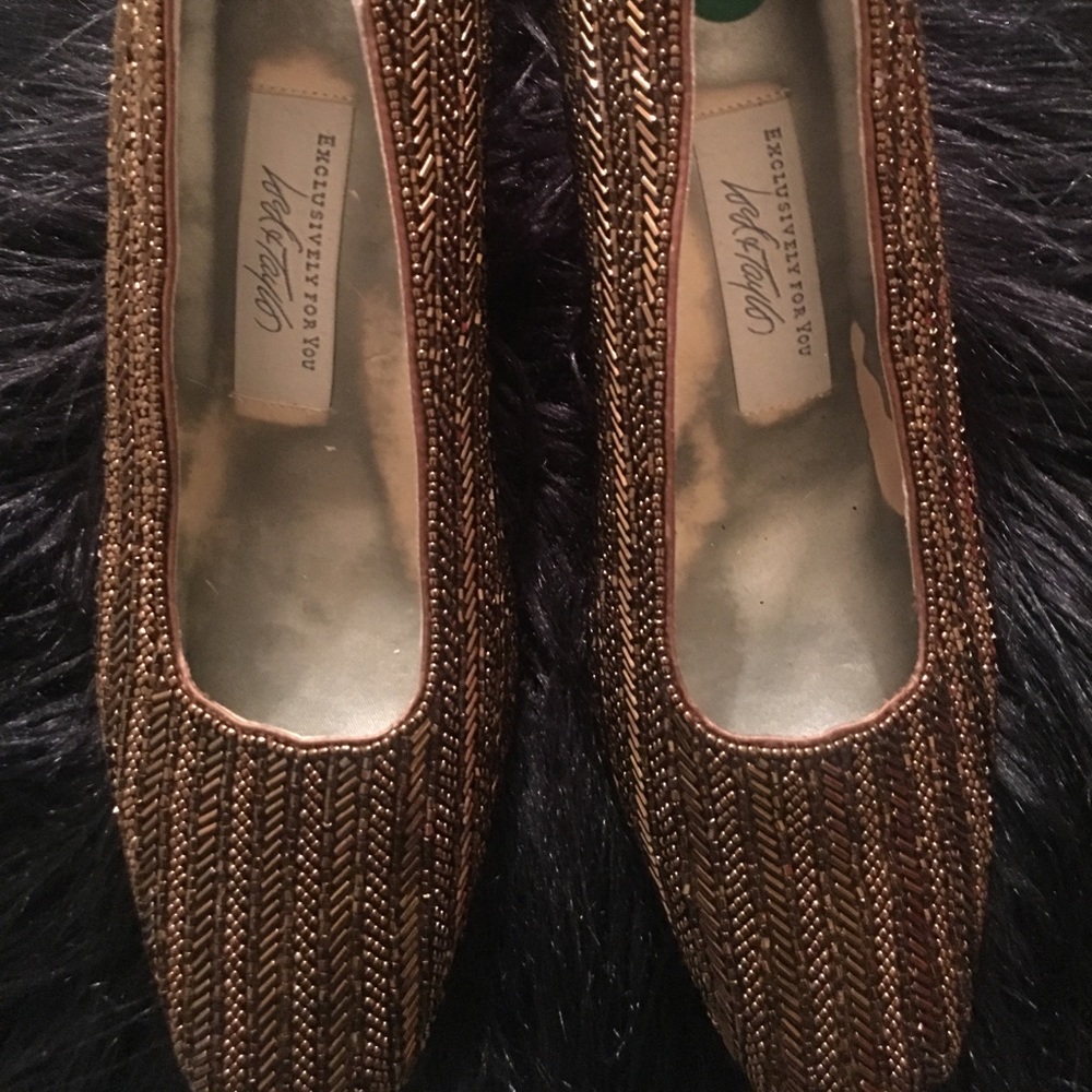 Lord and Taylor Bronze Heels